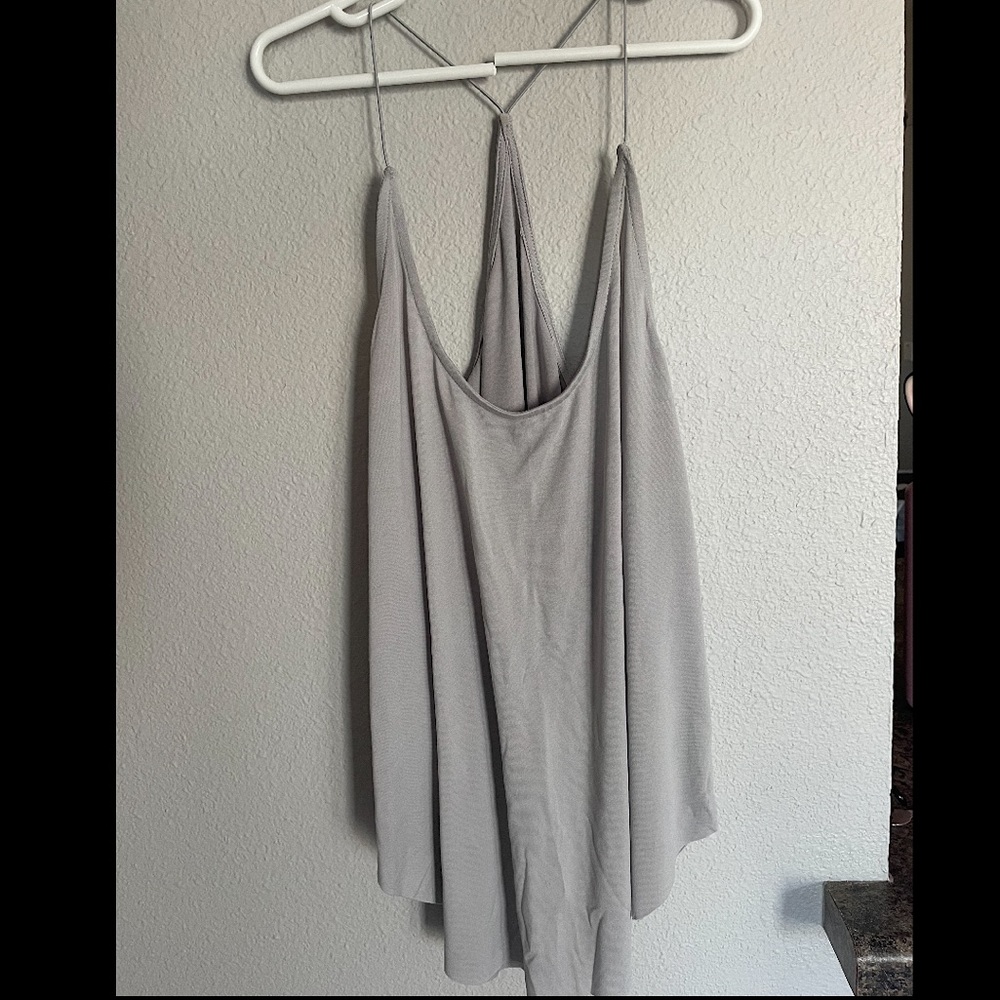 Me to We flowy spaghetti strap tank top